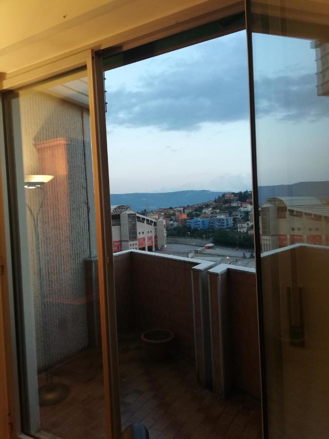 Nino E Issi Apartment Trieste Eksteriør billede
