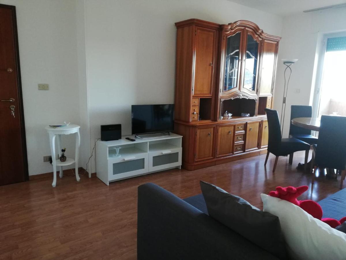 Nino E Issi Apartment Trieste Eksteriør billede